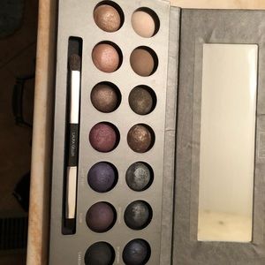 Laura Geller Delectables Delicious Shades of Cool